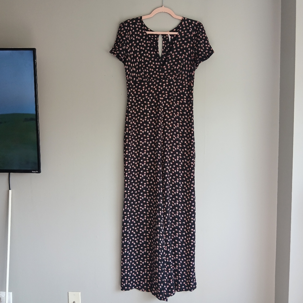 NWOT Free People Rose Bud V Neck Jumpsuit